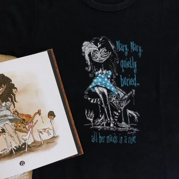 Rare Gris Grimly Wicked Nursery Rhyme Mistress Mary Hot Topic style goth T shirt - Picture 15 of 15